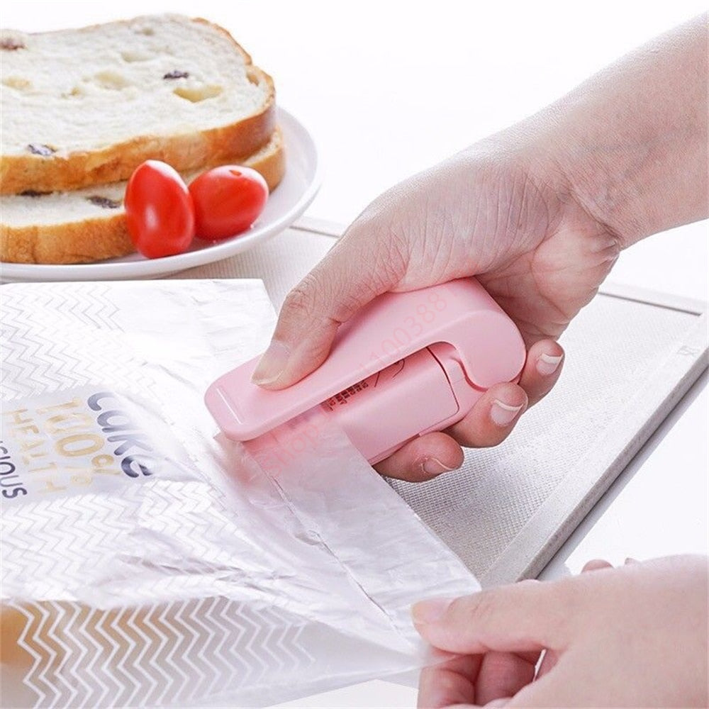 Mini sellador de paquetes de plástico portátil, máquina de sellado de bolsas térmicas, envasado de alimentos, cierre térmico, poda, accesorios de cocina, Gadget